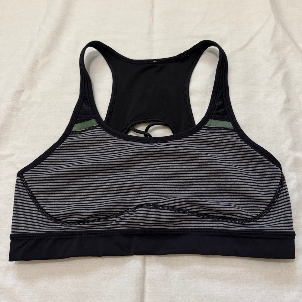 Lululemon 10 Sweaty or Not Bra II ~ Black Gray Stripe Athletic Workout Running
